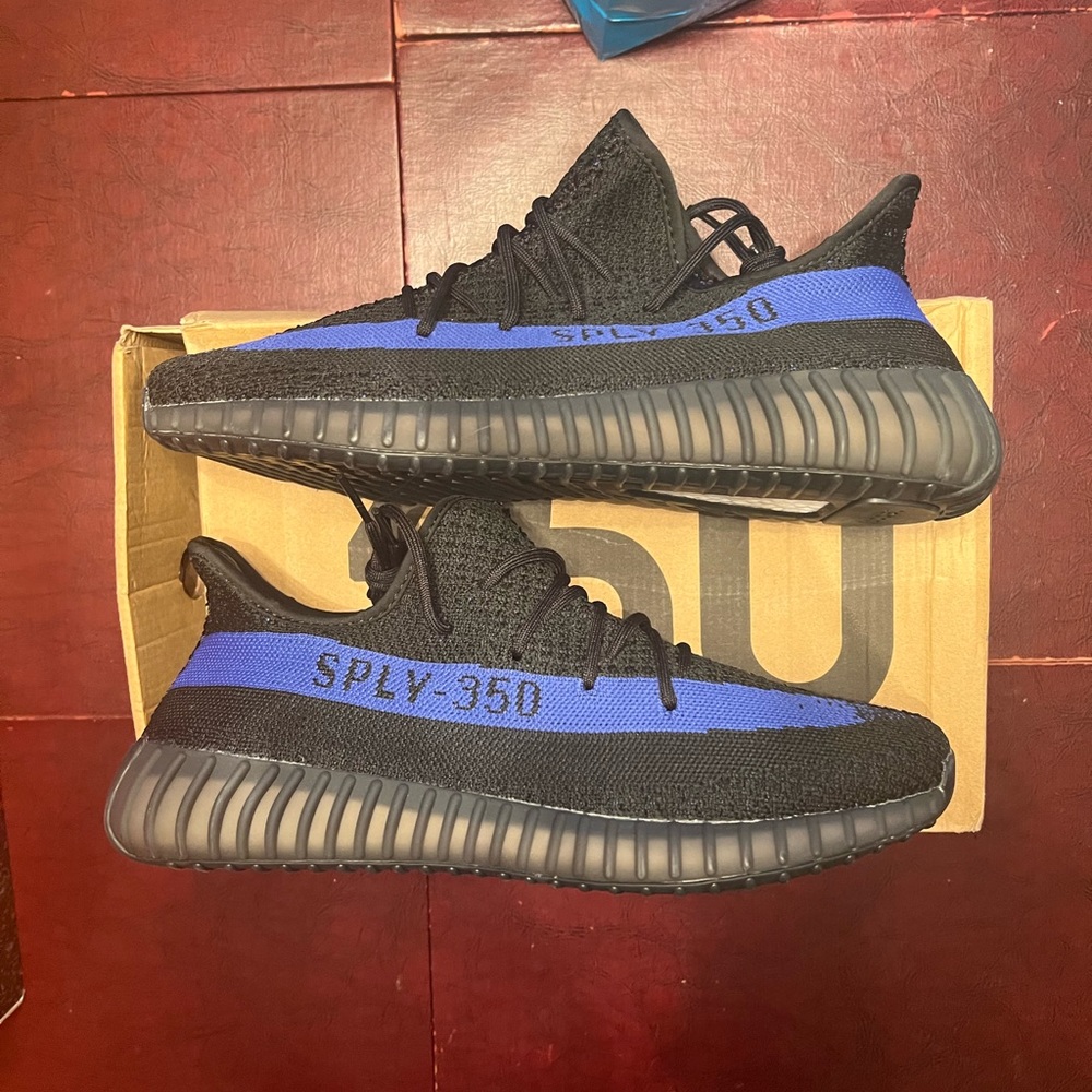 Yeezy 350 dazzling blue